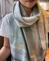 China Replica Burberry Scarf 42usd Only